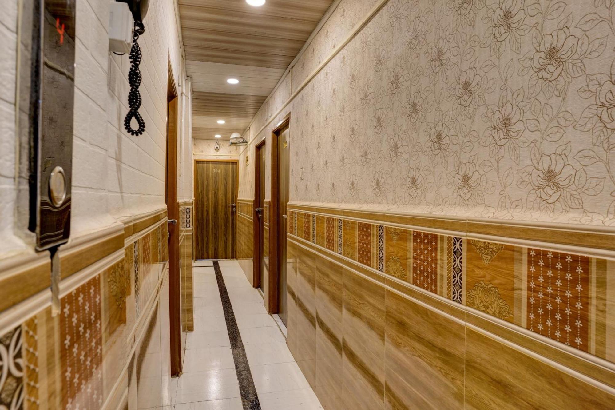 Hotel O Sapna Residency Мумбай Екстериор снимка